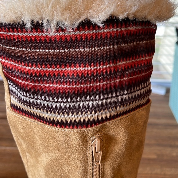 Tall suede zippered furry boots 8M - Picture 3 of 8